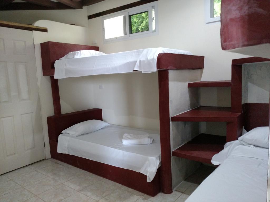 Zapote Tree Inn Flores Dış mekan fotoğraf