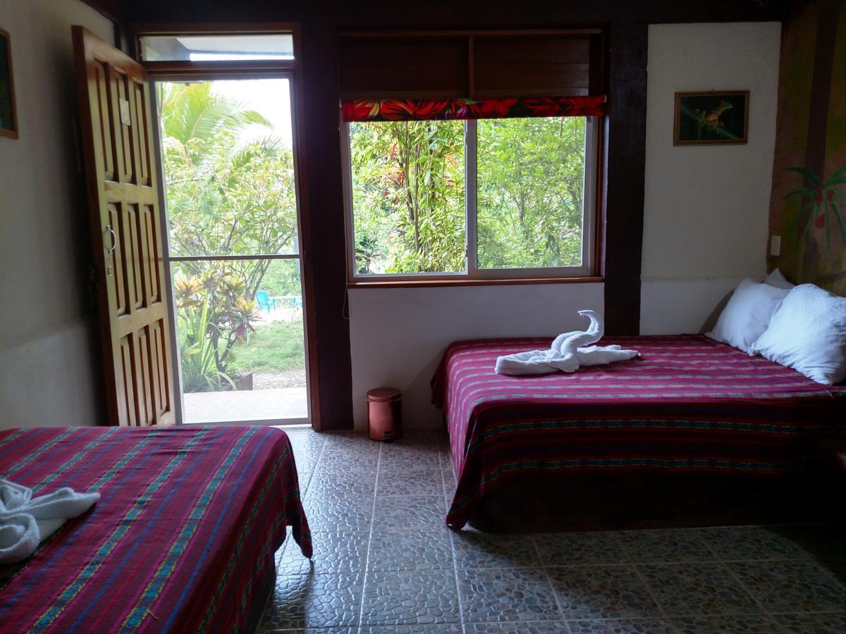Zapote Tree Inn Flores Dış mekan fotoğraf